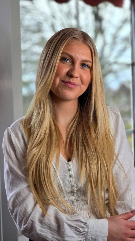 Xtensionsbolaget hair extensions och löshår i naturligt blont hår